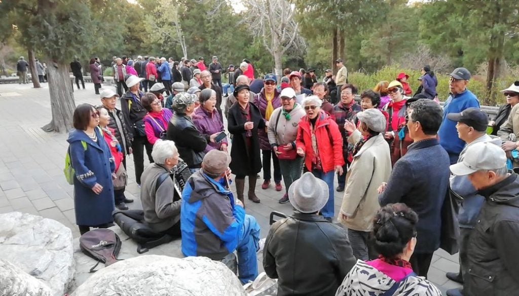 Old_People_Singing_China